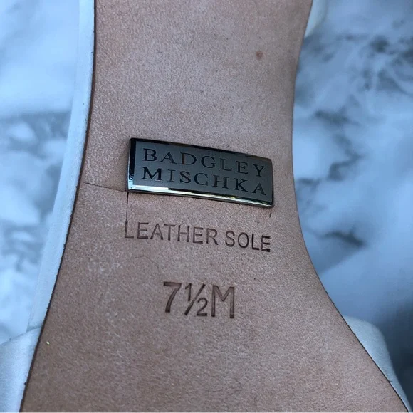 White Badgley Mischika ladies High Heels - Picture 9 of 10